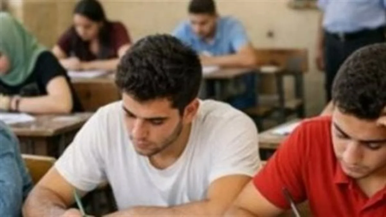 فواصل زمنية مريحة.. جدول امتحانات الثانوية العامة 2026 يمنح الطلاب فرصة ذهبية للمراجعة